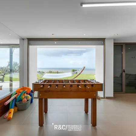 Villa Casa Areias - Surf, Golf And A Wonderful Sea View *